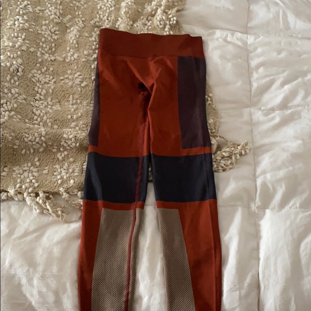 JOY LAB LEGGINGS SMALL